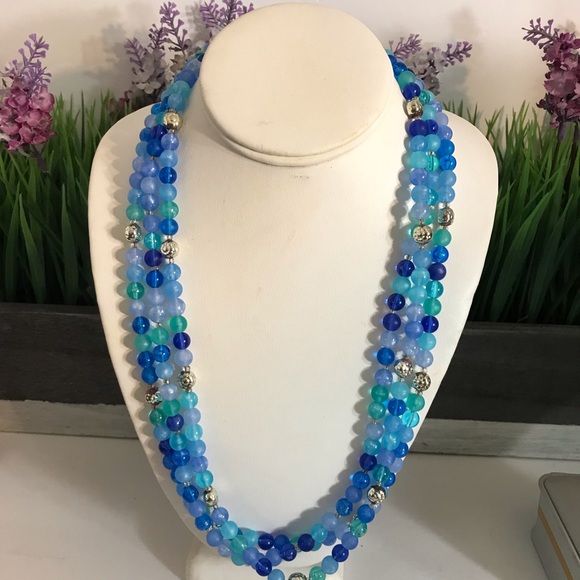 Jewelry - Chunky Multi Strand Statement Necklace